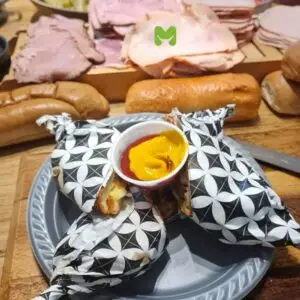 דוכן טוסט נקניק לאירוע