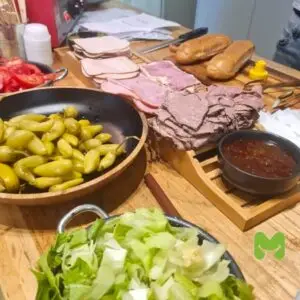 דוכן טוסט נקניק לאירוע