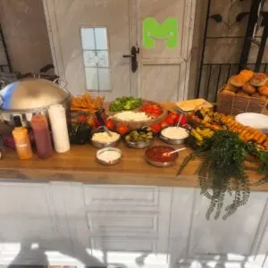 דוכן שניצל בחלה