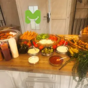 דוכן שניצל בחלה