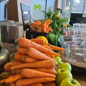 דוכן פירות מיץ סחוט טבעי