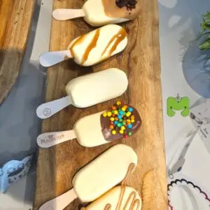 דוכן מיני מגנום