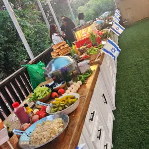 דוכן נקניקיות מאסטרים לאירועים להוסיף קצת כיף לאירוע שלכם