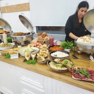 דוכן קייטרינג לאירועים